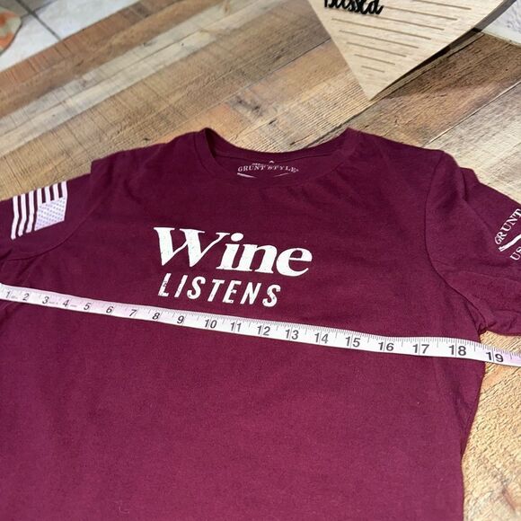 Grunt Style Women's Wine Listens Crewneck T-Shirt - Picture 10 of 11